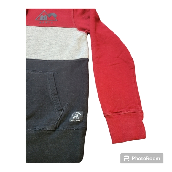 Men's American Eagle Hoodie - size small - red, white, black. Front pouch pocket - Picture 5 of 5